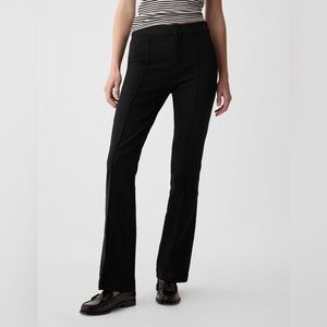 NWT! GAP Black High Rise BiStretch Flare Pants - Size 2 Regular 🧡
